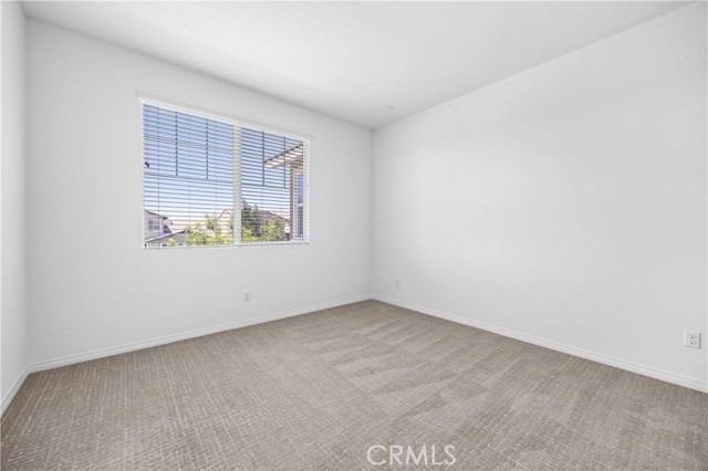 4132 S Canal Way, Ontario CA: https://media.crmls.org/medias/00e61866-b374-4d45-992d-c7b6361feaa5.jpg