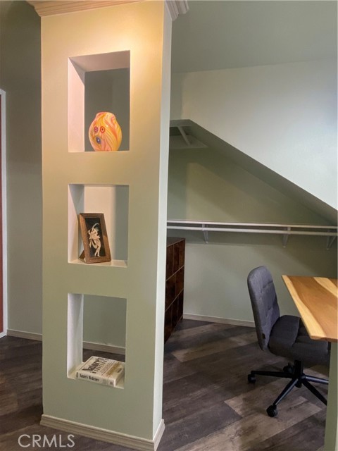 Detail Gallery Image 7 of 33 For 631 Benson Way #B,  Thousand Oaks,  CA 91360 - 1 Beds | 1/1 Baths
