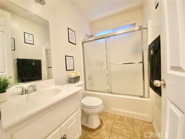 12564 Mesa Street, Victorville CA: https://media.crmls.org/medias/00e6345d-e49d-4485-890e-0c0e2ea7b98a.jpg