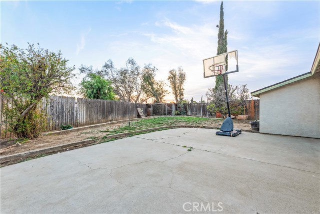 Detail Gallery Image 31 of 33 For 7590 Kemspter, Fontana,  CA 92336 - 4 Beds | 2 Baths