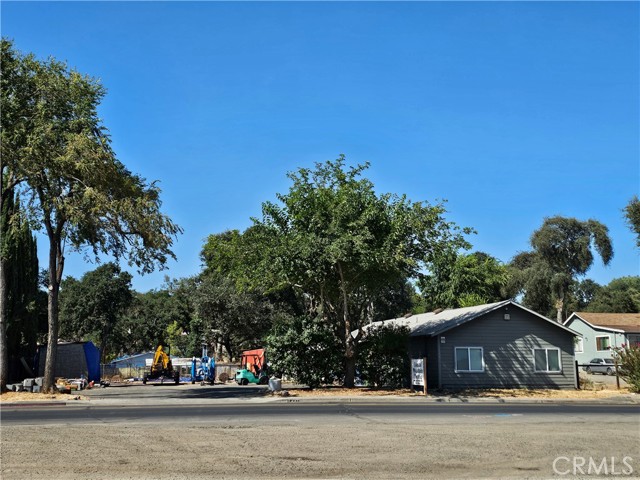 14832 Lakeshore Dr, Clearlake, CA 95422