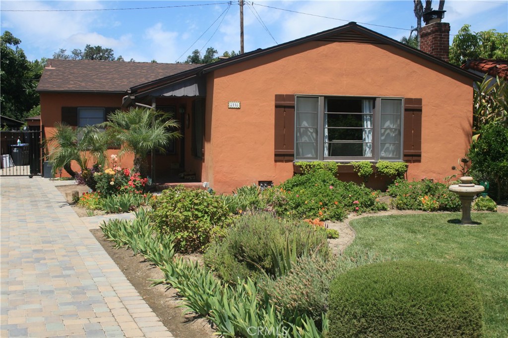 2118 Greenleaf Street