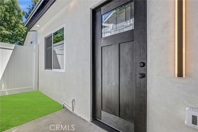Detail Gallery Image 6 of 10 For 7508 1/2 Claire Ave, Reseda,  CA 91335 - 1 Beds | 1 Baths