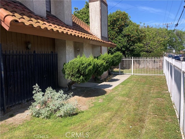 Detail Gallery Image 18 of 19 For 12122 Ferris Rd #1,  El Monte,  CA 91732 - 3 Beds | 2/1 Baths