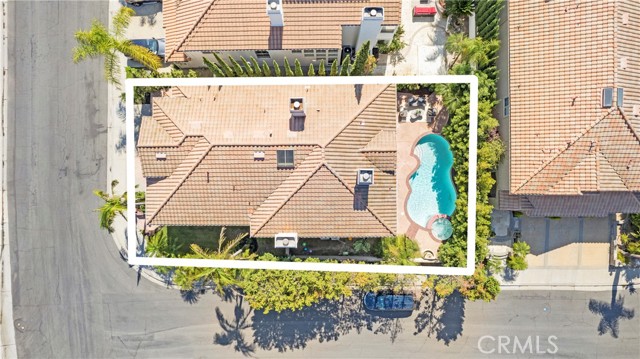25 Santa Maria, Lake Forest CA: https://media.crmls.org/medias/00e971ee-35a4-4bab-a217-7321d453580a.jpg
