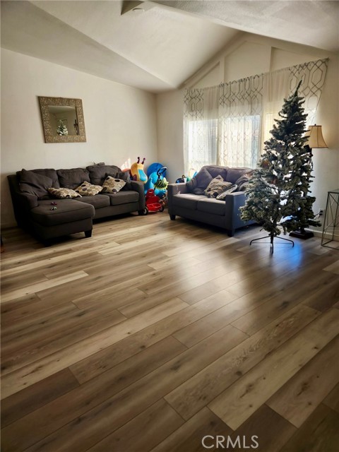 Front Image Thumbnail for CRPW25273242