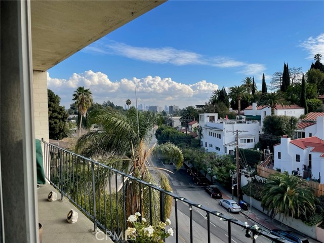 Detail Gallery Image 26 of 29 For 2260 N Cahuenga Boulevard #502,  Los Angeles,  CA 90068 - 2 Beds | 2 Baths