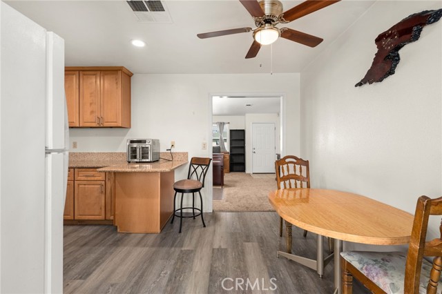 12610 Serrano Drive, Yucaipa CA: https://media.crmls.org/medias/00eb3180-7eb1-4354-9daa-2ad1551b80c4.jpg