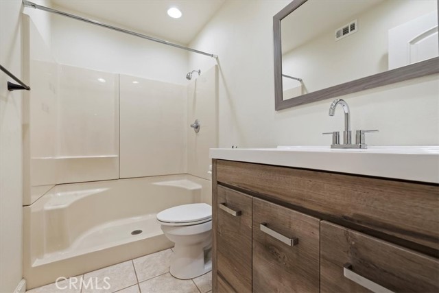 10854 Beltramo Circle, Riverside CA: https://media.crmls.org/medias/00ec0c2e-c45f-44c1-a1cf-591e5f025536.jpg