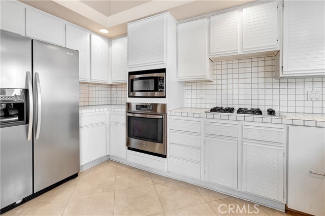 9 Saint Francis Court, Dana Point CA: https://media.crmls.org/medias/00ec1586-9f1f-49ca-975d-908107869e6d.jpg