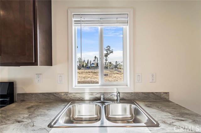 Detail Gallery Image 13 of 57 For 926 Maida Ln, Paradise,  CA 95969 - 2 Beds | 2 Baths