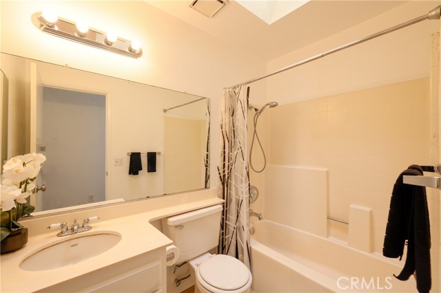 Detail Gallery Image 12 of 30 For 183 N Torn Ranch Rd, Lake Elsinore,  CA 92530 - 3 Beds | 2 Baths