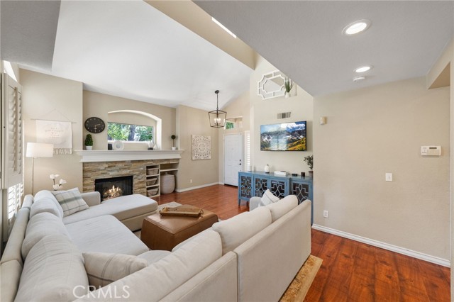 Detail Gallery Image 11 of 59 For 43540 Corte Benisa, Temecula,  CA 92592 - 3 Beds | 2/1 Baths