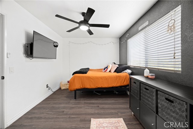 Detail Gallery Image 11 of 23 For 1992 Moonbeam Cir, Upland,  CA 91784 - 3 Beds | 2/1 Baths