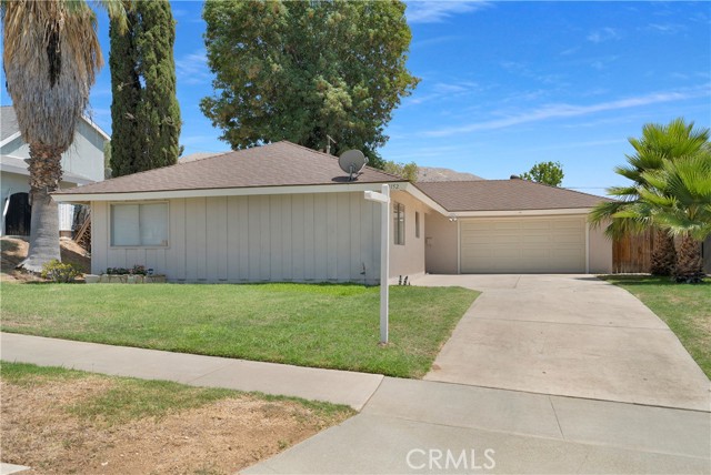 3152 Newell Dr, Riverside, CA 92507