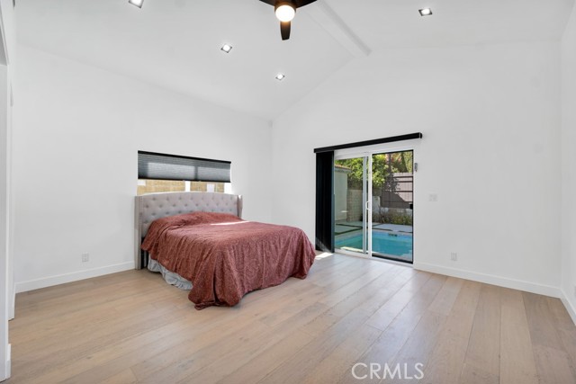 Detail Gallery Image 33 of 54 For 4941 Hesperia Ave, Encino,  CA 91316 - 5 Beds | 4 Baths