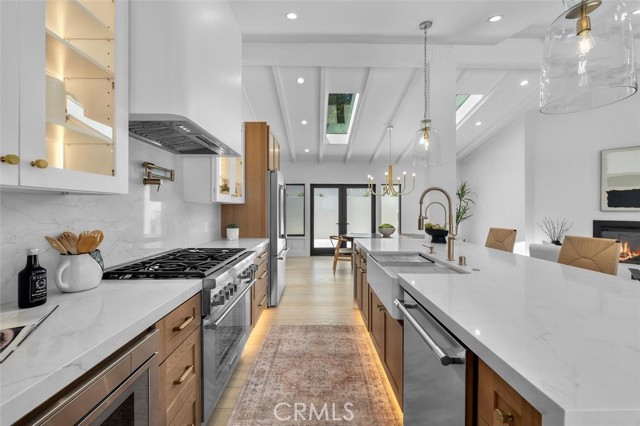 2708 Via Elevado, Palos Verdes Estates CA: https://media.crmls.org/medias/00eed5e9-92dc-45b7-9d09-5c5092b904b6.jpg