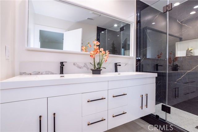 Detail Gallery Image 24 of 53 For 20133 Superior St, Chatsworth,  CA 91311 - 4 Beds | 3 Baths