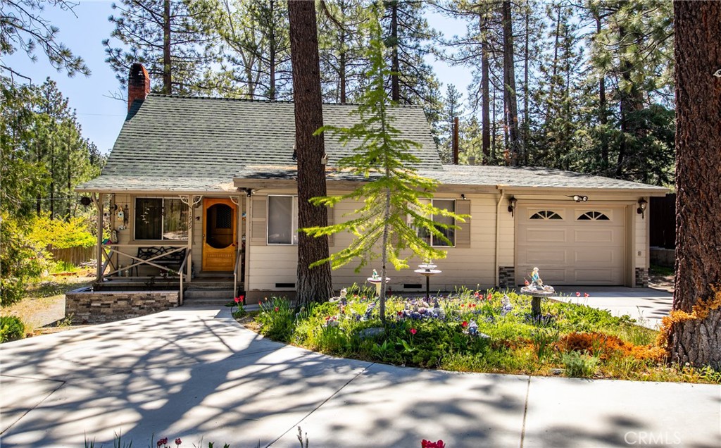 1929 Twin Lakes Road, Wrightwood, CA 92397