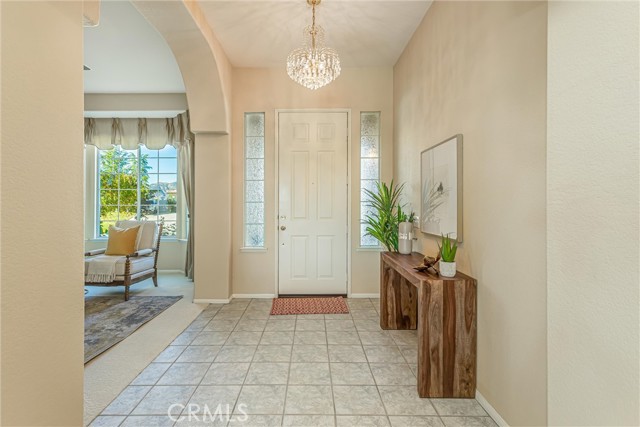 Detail Gallery Image 8 of 49 For 35377 Shade Tree Road, Yucaipa,  CA 92399 - 4 Beds | 3 Baths