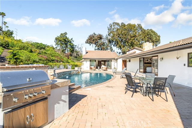 00f45591 B0a2 4329 8f81 593570ea54a0