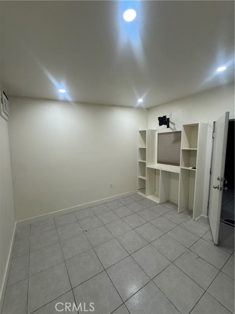 Detail Gallery Image 13 of 18 For 4628 W Simmons, Orange,  CA 92868 - 0 Beds | 1 Baths