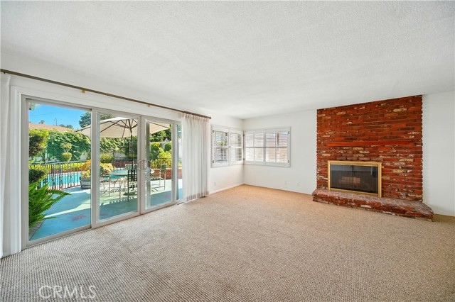 9331 Mikinda Avenue, La Habra CA: https://media.crmls.org/medias/00f62dd9-430e-49db-8a42-5a2657862ad2.jpg