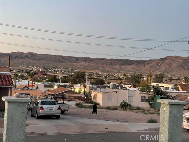 226 E Fredricks Street, Barstow, California 92311, ,Commercial Sale,For Sale,226 E Fredricks Street,CRSR23049077