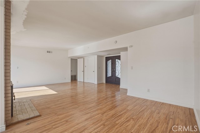 Detail Gallery Image 3 of 23 For 14808 Aztec, Sylmar,  CA 91342 - 3 Beds | 2 Baths