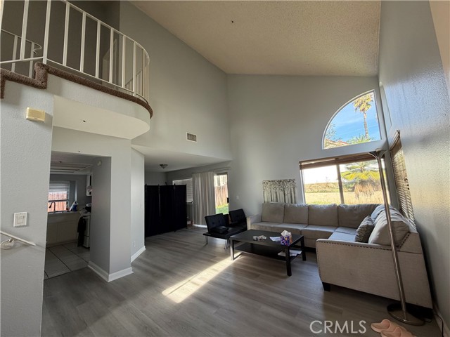 Detail Gallery Image 8 of 18 For 14932 Dandelion Ct, Fontana,  CA 92336 - 3 Beds | 2/1 Baths