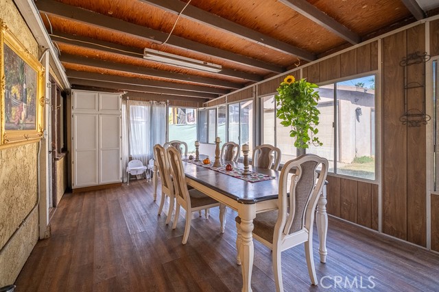 Bonus sun room off the kitchen.