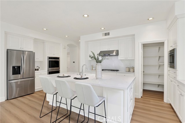 2 Grapevine, Irvine CA: https://media.crmls.org/medias/00f7f41b-eeeb-4797-a921-ab4c2a6405f8.jpg