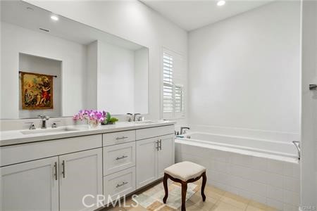 14432 Windfall Lane, Huntington Beach CA: https://media.crmls.org/medias/00f8325d-e38e-40bd-94fd-4f8b45e3bc8f.jpg