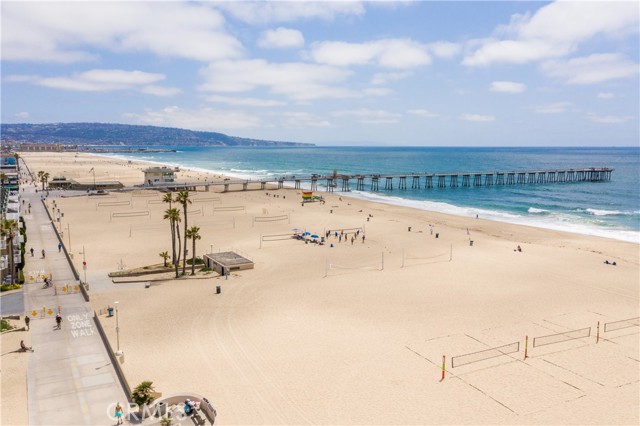 1300 The Strand, Hermosa Beach, California 90254, 1 Bedroom Bedrooms, ,1 BathroomBathrooms,Residential,Sold,The Strand,SB23083557