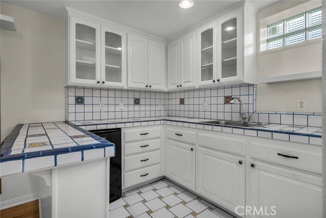 Detail Gallery Image 32 of 50 For 4113 Highland, Manhattan Beach,  CA 90266 - 4 Beds | 3/1 Baths