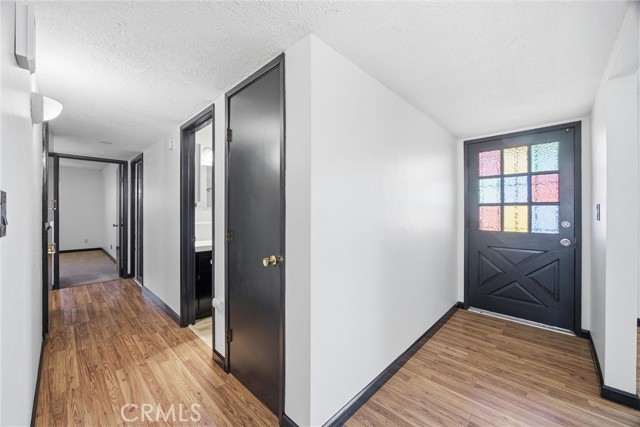 Detail Gallery Image 12 of 45 For 409 Borman Ave, Bakersfield,  CA 93308 - 3 Beds | 2 Baths