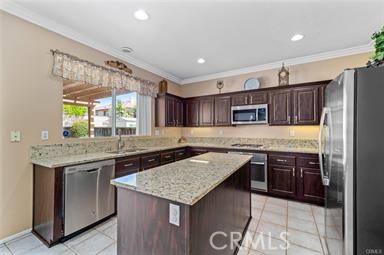 Detail Gallery Image 4 of 12 For 9453 Mountain Shadows, Rancho Cucamonga,  CA 91730 - 4 Beds | 2/1 Baths