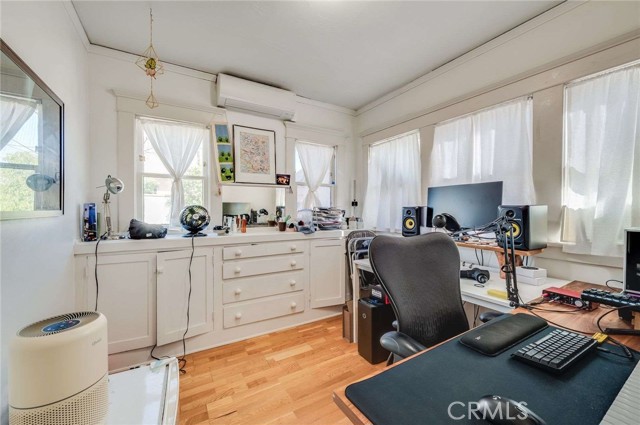 Detail Gallery Image 12 of 40 For 3215 Sherwood Ave, Alhambra,  CA 91801 - 5 Beds | 3 Baths