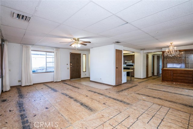 990 Santa Elena Way, Hemet CA: https://media.crmls.org/medias/00f95c49-2557-4b1e-8d91-6a2624bde642.jpg