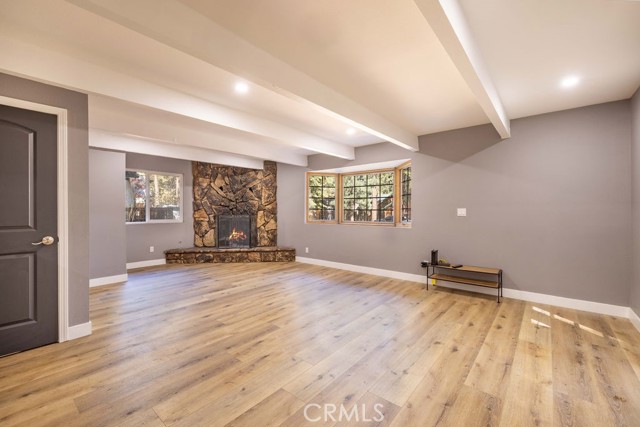 Detail Gallery Image 23 of 51 For 41941 Evergreen Dr, Big Bear Lake,  CA 92315 - 4 Beds | 4 Baths