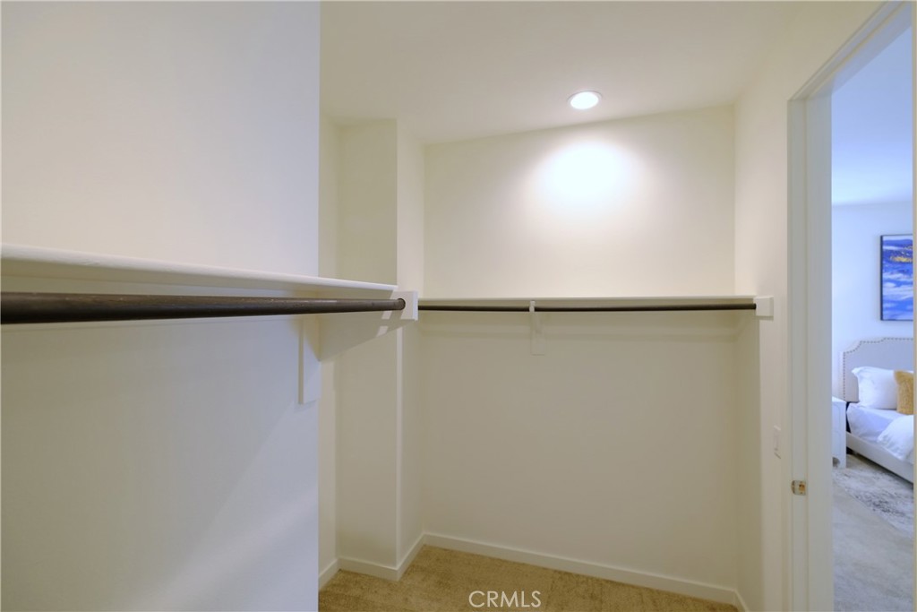 MLS #WS25176152 img 32