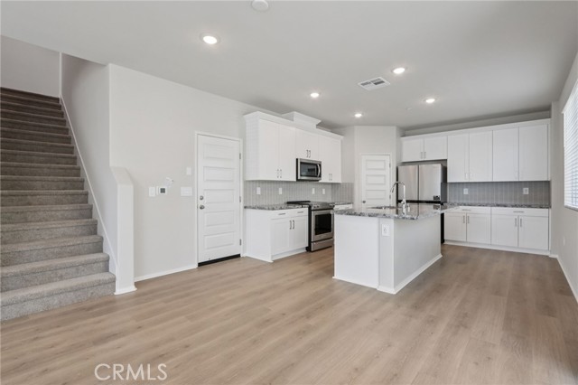1110 Tropic Court, Redlands CA: https://media.crmls.org/medias/00fa104b-e67d-4e02-ac8e-efbaf730c5a2.jpg
