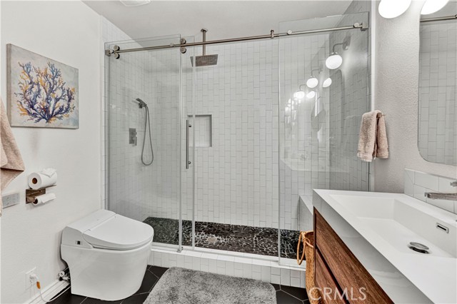 Detail Gallery Image 31 of 56 For 17830 Winterberry St, Fountain Valley,  CA 92708 - 5 Beds | 3 Baths