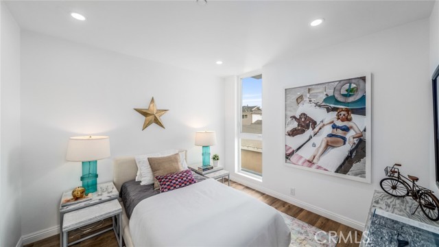 2306 Aviation Boulevard, Redondo Beach, California 90278, 4 Bedrooms Bedrooms, ,5 BathroomsBathrooms,Residential,Sold,Aviation,PV21199795