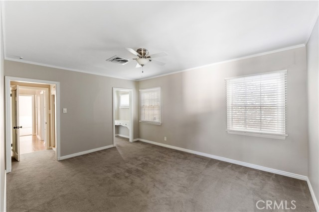 Detail Gallery Image 13 of 19 For 23017 Sylvan Street, Woodland Hills,  CA 91367 - 3 Beds | 2/1 Baths