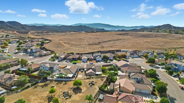 Detail Gallery Image 40 of 43 For 24884 Butterchurn, Wildomar,  CA 92595 - 4 Beds | 3 Baths