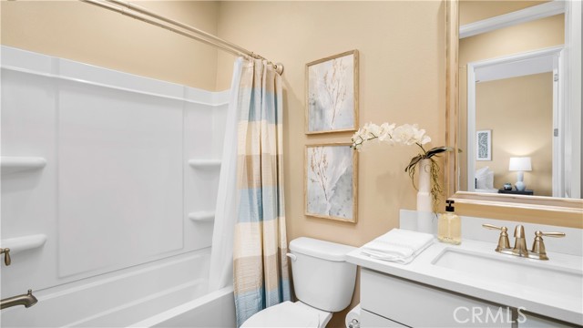 126 Luneta Lane, Rancho Mission Viejo CA: https://media.crmls.org/medias/00fd321c-44c6-49cb-bedd-e7beae921e7f.jpg