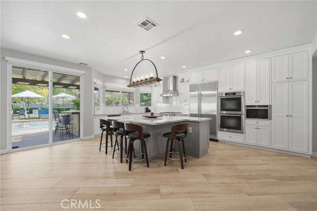 Detail Gallery Image 11 of 48 For 32783 Bijan Ct, Temecula,  CA 92592 - 5 Beds | 3/1 Baths