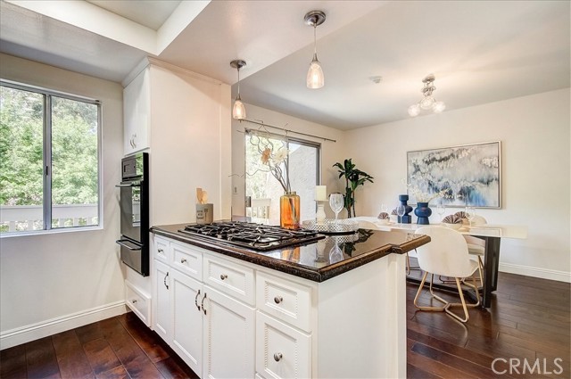 2000 Mathews Avenue, Redondo Beach, California 90278, 2 Bedrooms Bedrooms, ,1 BathroomBathrooms,Residential,Sold,Mathews,PF22058627