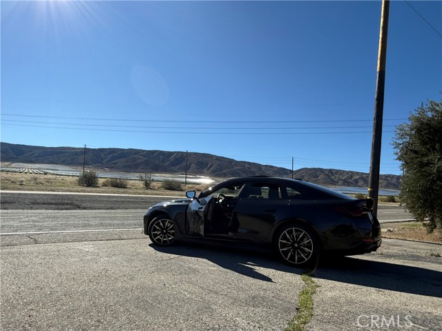 8539 W Avenue L, Lancaster CA: https://media.crmls.org/medias/00fe4ebf-f42e-4efc-b764-7b8f37ceaa78.jpg